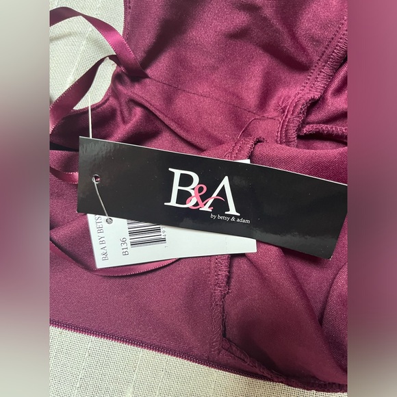 Betsy & Adam Halter Dress - Picture 13 of 15